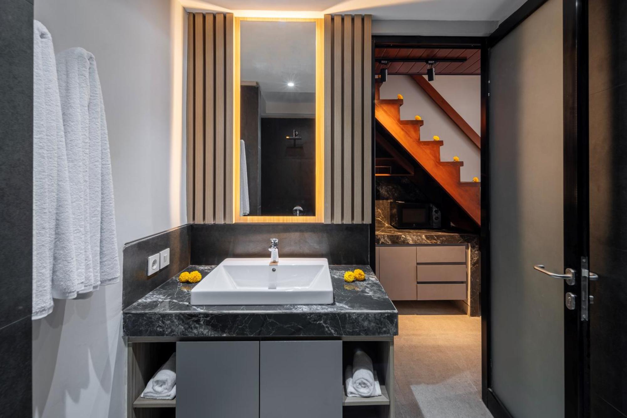 The New Moon Umalas Seminyak Exterior foto